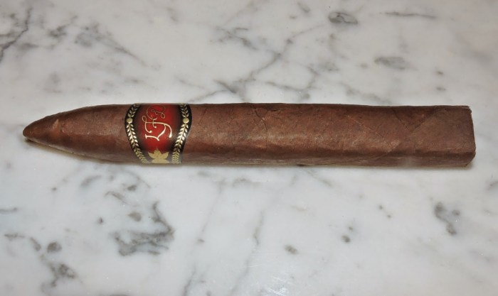 La_Flor_Dominicana_TAA-47_Torpedo_Prensado