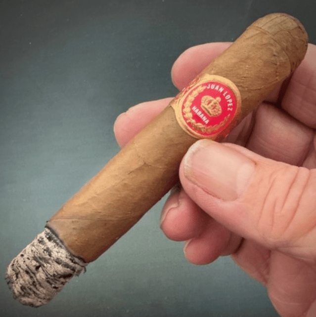 what cigarettes does charlie smoke in poker face Katman Rekap ~ 2 Reviews from Schink (Our Man Zambia): Juan Lopez Selection #2 & Tatuaje 2012 Cojonu Habano What is Charlie smoking? :